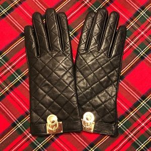 Michael Kors quilted leather gloves NWOT